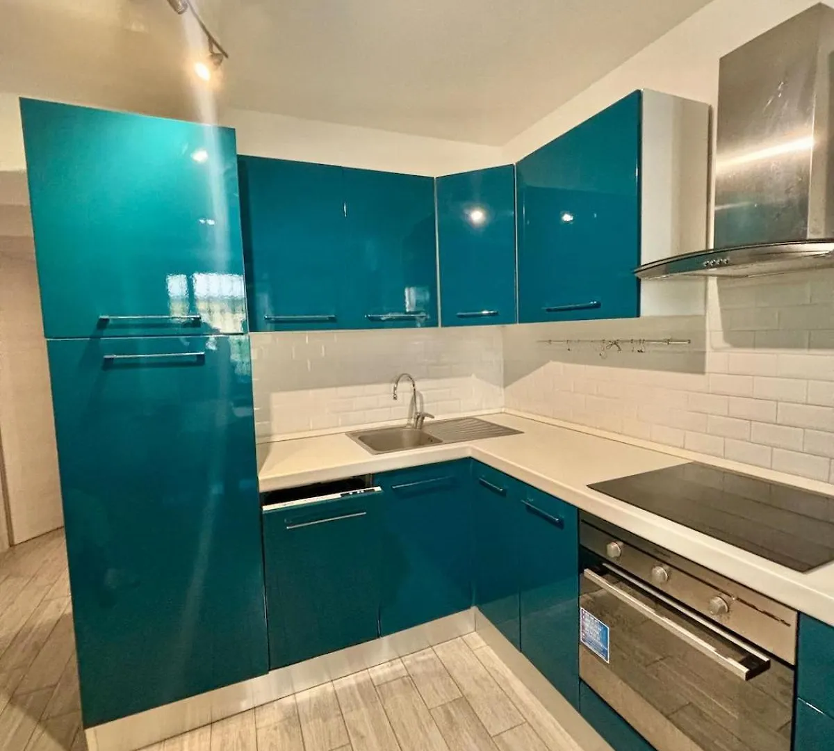 2 Bedroom Apartment In Porta Venezia Mailand 0*,